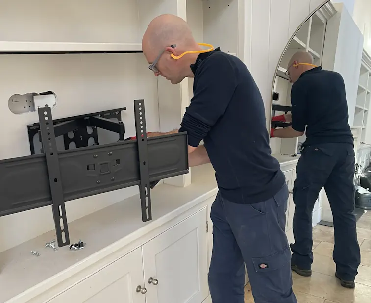 Handyman Services - Removing TV bracket